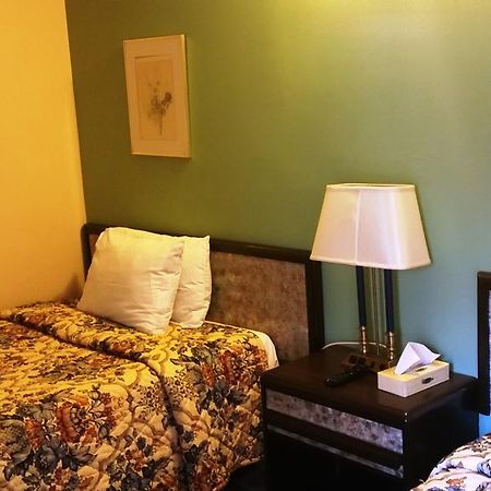 A Voyageur'S Guest House Оттава Екстер'єр фото